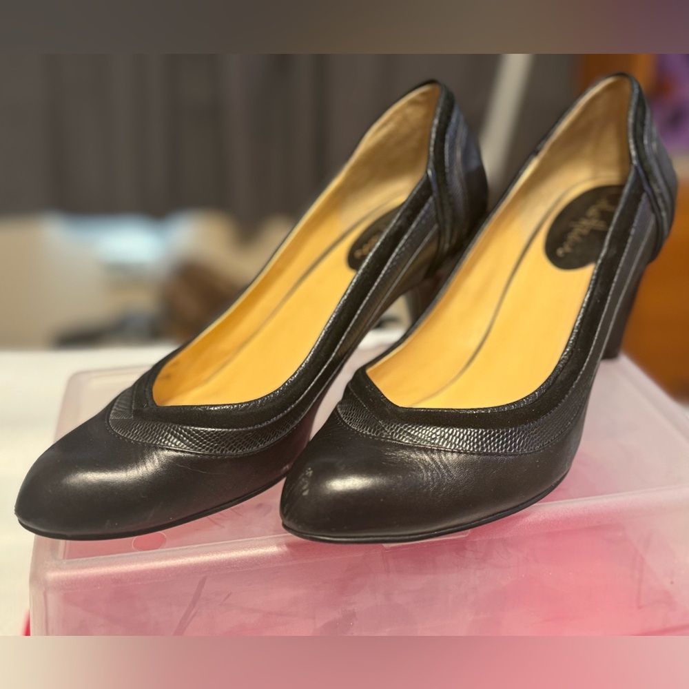 Cole Haan size 8.5 Black Heels